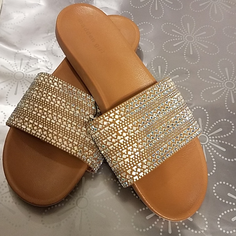 Sparkling Pool Slides